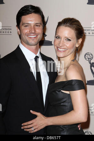 Jason Behr, Kadee Strickland La Academy of Television Arts & Sciences IV annuale "Television Academy onora " Gala di Los Angeles, California - 05.05.11 - Gli arrivi di Los Angeles, California - 05.05.11 Foto Stock