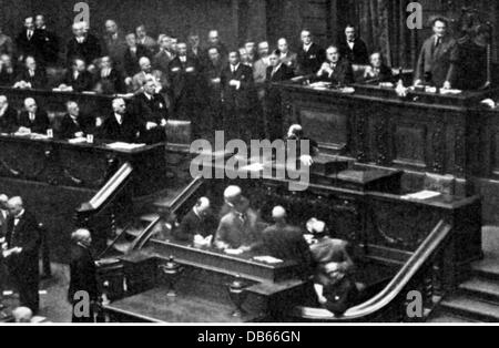 Politica, parlamento, Reichstag tedesco, sessione del 12.9.1932, diritti aggiuntivi-clearences-non disponibili Foto Stock