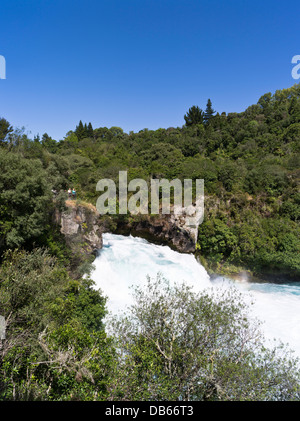 Dh Cascate Huka Taupo, Nuova Zelanda ai turisti la visualizzazione di Fiume Waikato cascata water rapids Foto Stock