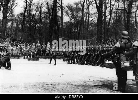 Nazismo / nazionalsocialismo, militare, parate, sfilata il 47° compleanno di Adolf Hitler, Berlino, 20.4.1936, fanteria, diritti aggiuntivi-clearences-non disponibile Foto Stock