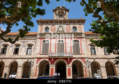 Il Parlamento catalano edificio nella cittadella vecchia arsenal edificio nel parc de la Ciutadella Barcellona Catalonia Spagna Foto Stock