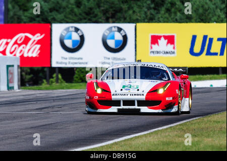 BOWMANVILLE, può., 21 lug 2013 - Il n. 23 Ferrari di Leh KeenÂ / Townsend Bell finito di 7 presso la American Le Mans Racing al Mobil 1 SportsCar Grand Prix al Canadian Tire Motorsport Park (precedentemente noto come Mosport Raceway) Foto Stock