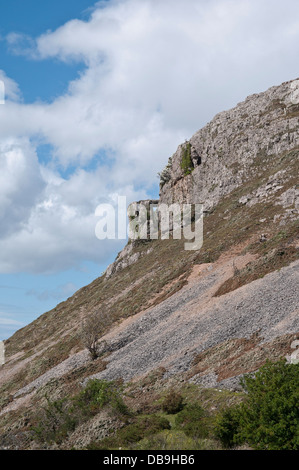 Rhyd y foel nel Galles del Nord vista di Pen y Corddyn Mawr hill, sito di Roman Fort. Foto Stock