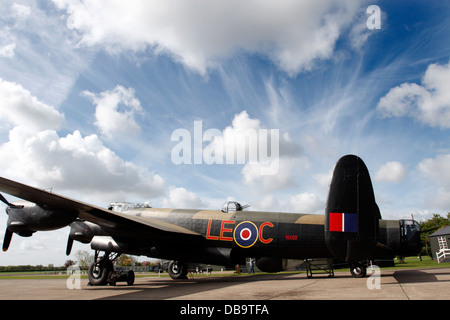 Avro Lancaster bombardiere B Mk VII NX611 'appena Jane', EST Kirkby, Lincolnshire, England, Regno Unito Foto Stock