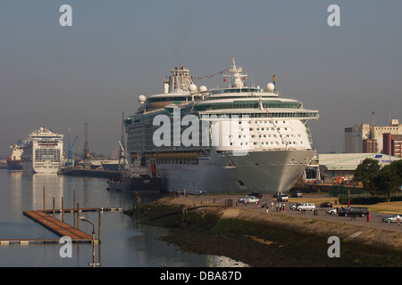 MS Indipendenza dei mari è una libertà-class nave da crociera gestito dalla Royal Caribbean Cruise Line che sono entrati in servizio in un Foto Stock