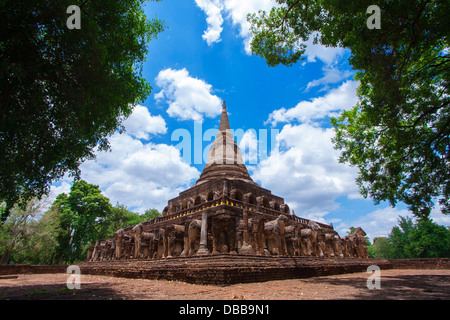 Wat Chang Lom, Si Satchanalai parco storico, Sukhothai, Thailandia Foto Stock