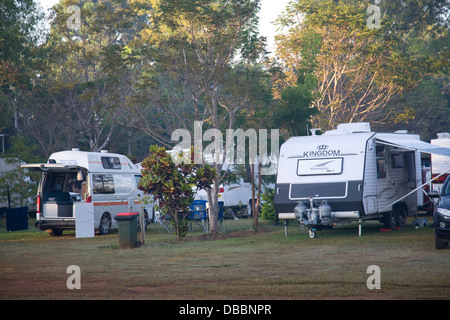 Roulotte e campeggio nel parco nazionale di litchfield, territorio settentrionale, Australia Foto Stock