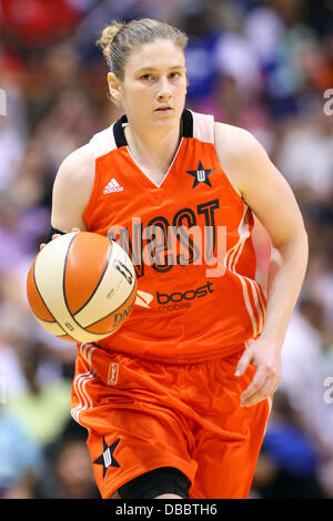 Uncasville, Connecticut, Stati Uniti d'America. 27 Luglio, 2013. Western Conference guard Lindsay Whalen (13) del Minnesota Lynx in azione durante il 2013 WNBA All-Star Game al Mohegan Sun Arena. La Western Conference sconfitto est 102-98. Anthony Nesmith/CSM/Alamy Live News Foto Stock