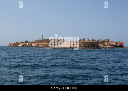 Avvicinando isola di Goree sul traghetto Dakar-Goree. Foto Stock