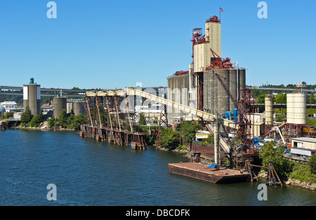 Elevatore granella erogatore senza carico Portland Oregon. Foto Stock