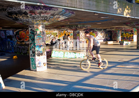 Skateboard Park a Londra, Southbank Skate Park Foto Stock