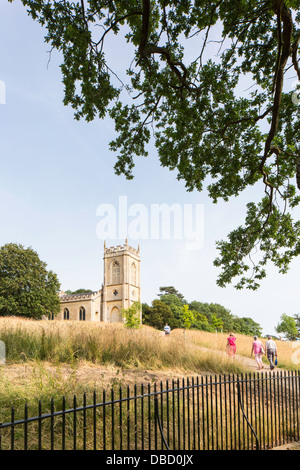 Corte Croome il suggestivo parco e Santa Maria Maddalena la chiesa di Capability Brown, Worcestershire. Inghilterra, Regno Unito Foto Stock