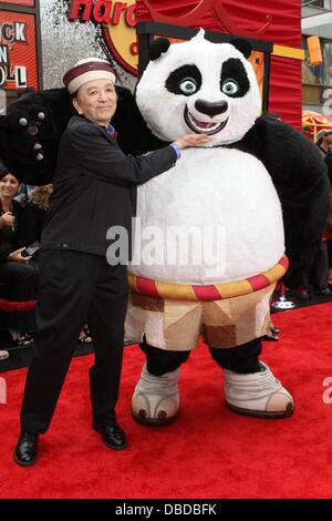 James Hong Los Angeles premiere di " Kung Fu Panda 2" tenutasi presso Grauman's Chinese Theatre di Los Angeles, California - 22.05.11 Foto Stock