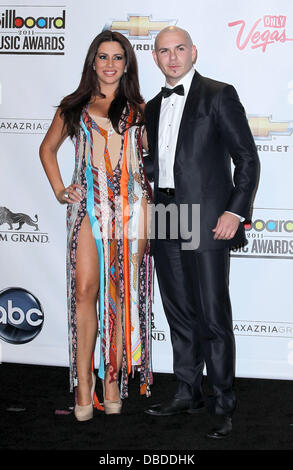 Nayer e Pitbull il 2011 Billboard Music Awards al MGM Grand Garden Arena - Sala stampa - Las Vegas, Nevada - 22.05.11 Foto Stock