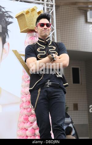 VanNess Wu ha rilasciato il suo nuovo album e tenere una firma corte in Taipei,Cina domenica Luglio 28,2013. Foto Stock