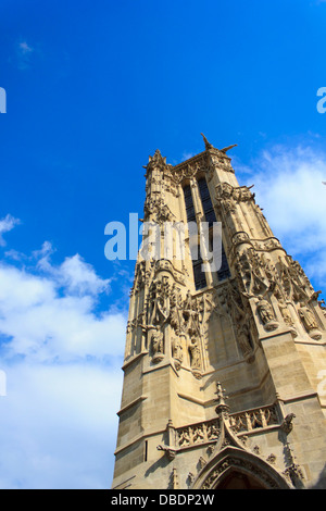 Saint-Jacques Tower è il solo rimanere del Saint-Jacques-de-la-Boucherie chiesa di Parigi, Francia. Foto Stock