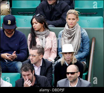 Bar Refaeli al 2011 Roland Garros French Open Paris, Francia - 27.05.11 Foto Stock