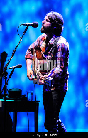 Ray LaMontagne esegue presso la Massey Hall. Toronto, Canada - 30.5.11 Foto Stock