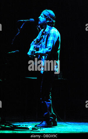 Ray LaMontagne esegue presso la Massey Hall. Toronto, Canada - 30.5.11 Foto Stock