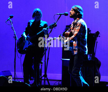 Ray LaMontagne esegue presso la Massey Hall. Toronto, Canada - 30.5.11 Foto Stock