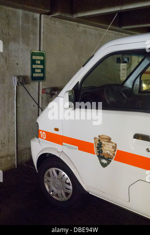 Plug-in furgone elettrico Foto Stock