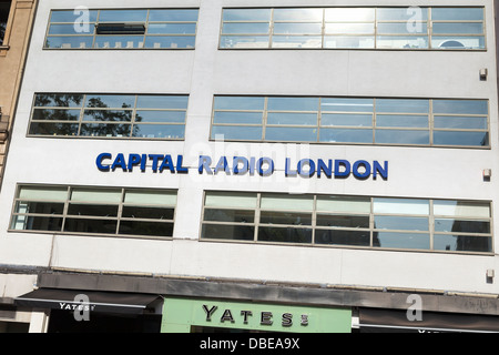 Capital Radio HQ uffici a Leicester Square, Londra, Inghilterra Foto Stock