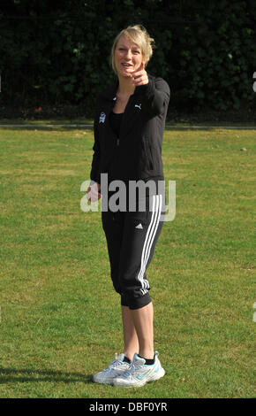 Chloe Madeley Virgin Active London Triathlon - photocall tenutosi a Virgin Active, Bromyard Avenue. Londra, Inghilterra - 07.06.11 Foto Stock