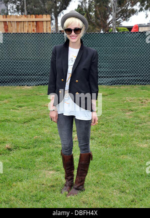 Ashlee Simpson ventiduesimo tempo annuale per gli eroi Celebrity Picnic sponsorizzato da Disney a vantaggio della Elizabeth Glaser pediatrico AIDS Foundation tenutosi presso il Teatro Wadsworth sulla Veteran Administration Prato di Los Angeles, California - 12.06.11 Foto Stock