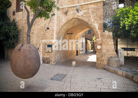 Monumento nel vicolo di jafo città vecchia di tel aviv, Israele Foto Stock