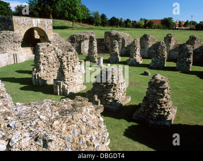 Rovinato cripta di Abate Scolland la chiesa normanna, St Augustine's Abbey, Canterbury, nel Kent, Inghilterra Foto Stock