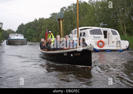 Battello a vapore "Falcon" Norfolk Broads REGNO UNITO Foto Stock