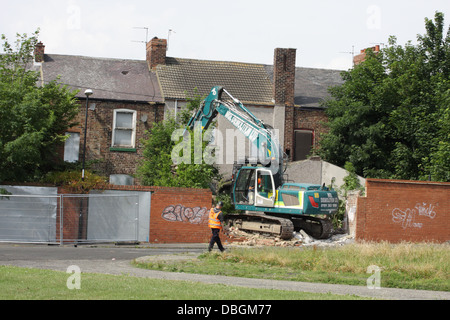 Demolizione in corso, Salem Street South, Sunderland Foto Stock