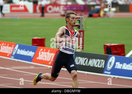 Graeme BALLARD GBR prima di finitura nella 100m uomini T36 - finale all'Anniversario Giochi nel Parco Olimpico, Stratford, Londra Foto Stock