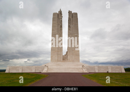 Francia, Pas de Calais, Vimy Ridge National Historic Site of Canada, memoriale di truppe canadesi, Vimy Ridge monumento. Foto Stock