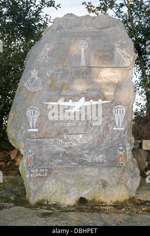 Memoriale della RAF e della resistenza francese in Bretagna, Francia, vicino Saint-Goazec. La missione ha avuto luogo il 4 Agosto 1944 Foto Stock