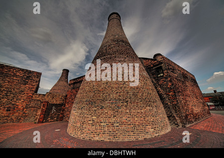 Forno di ceramica ad angolo ampio, immagine da Longton Stoke-on-Trent Gran Bretagna mostrando il patrimonio al Gladstone Pottery Museum, ST3 1PQ Foto Stock