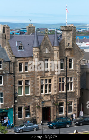 Kirkwall Town Hall e un centro comunitario, Orkney. Foto Stock