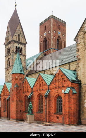 Xii secolo in stile romanico Nostra Signora Maria Cattedrale (Vor Frue Maria Domkirke). Torvet, Ribe, Jutland, Danimarca Foto Stock