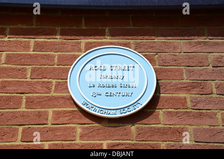 Storico sulla placca Rose Street, Wokingham, Berkshire, Inghilterra, Regno Unito Foto Stock