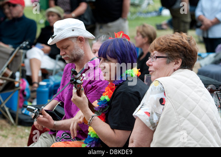 Le persone a un ukulele festival Foto Stock