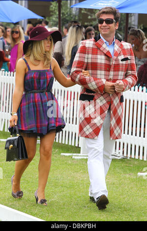 Nick Knowles il Duca di Essex Polo Trofeo al Parco Gaynes, Epping Essex, Inghilterra - 09.07.11, Foto Stock