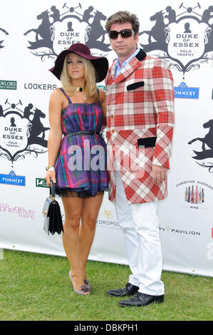 Nick Knowles il Duca di Essex Polo Trofeo al Parco Gaynes, Epping - arrivi a Londra, Inghilterra - 09.07.11 Foto Stock