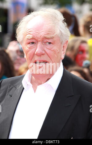 Michael Gambon "Harry Potter ed il Deathly Hallows - Parte 2 " Premiere Mondiale arrivi - Londra, Inghilterra - 07.07.11 Foto Stock