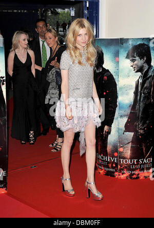 Clemence Poesy, al "Harry Potter ed il Deathly Hallows, parte 2' premiere al Palais Omnisports de Bercy. Parigi, Francia - 12.07.11 Foto Stock