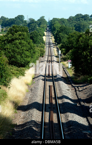 Dritto a binario unico della linea ferroviaria Foto Stock