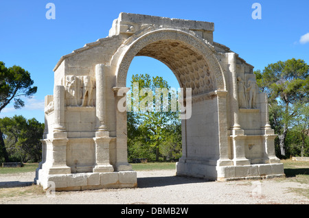 Glanum era un oppidum o città fortificata nel presente giorno Provence, fondata da un popolo Celto-Ligurian chiamato Salyes nel VI secolo A.C. Foto Stock