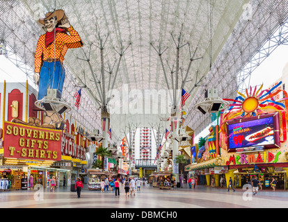 Fremont Street Experience in Downtown Las Vegas, Nevada, STATI UNITI D'AMERICA Foto Stock