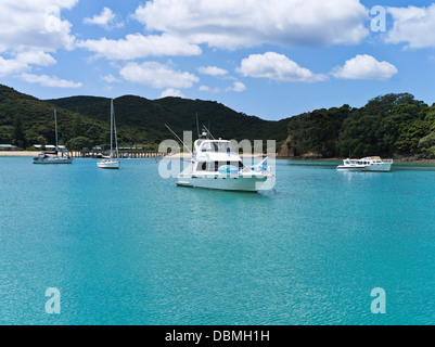 Dh Urupukapuka Island Bay of Islands NEW ZEALAND yacht a Isola di ancoraggio Otaio bay Indico Bay barche Foto Stock