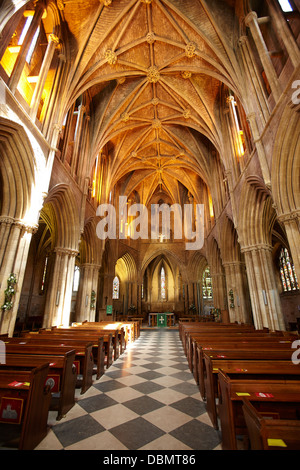 Interno della chiesa abbaziale di Santa Croce, Pershore, Gloucestershire, England, Regno Unito Foto Stock