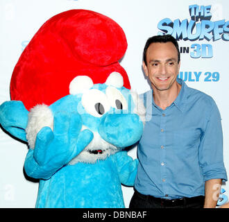 Papa Puffi, Hank Azaria, 'I Puffi' prima mondiale al Teatro Ziegfeld - Arrivi New York City, Stati Uniti d'America - 24.07.11 Foto Stock